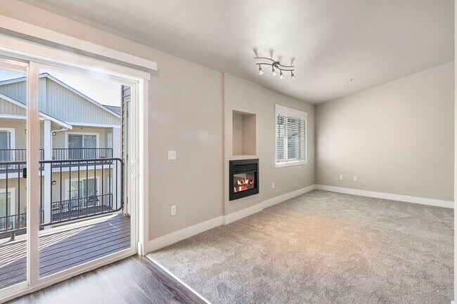 2 Bed 2 Bath 285-202 floor plan